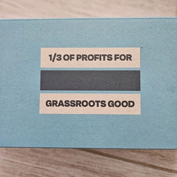 NIB TOMS Women's Pink Dinosaur Alpargata Shoes Glow in the Dark Neon T-Rex Sz 8 - Picture 10 of 10